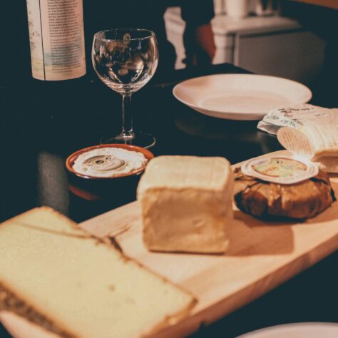 Wine and cheese: the best non-alcoholic options